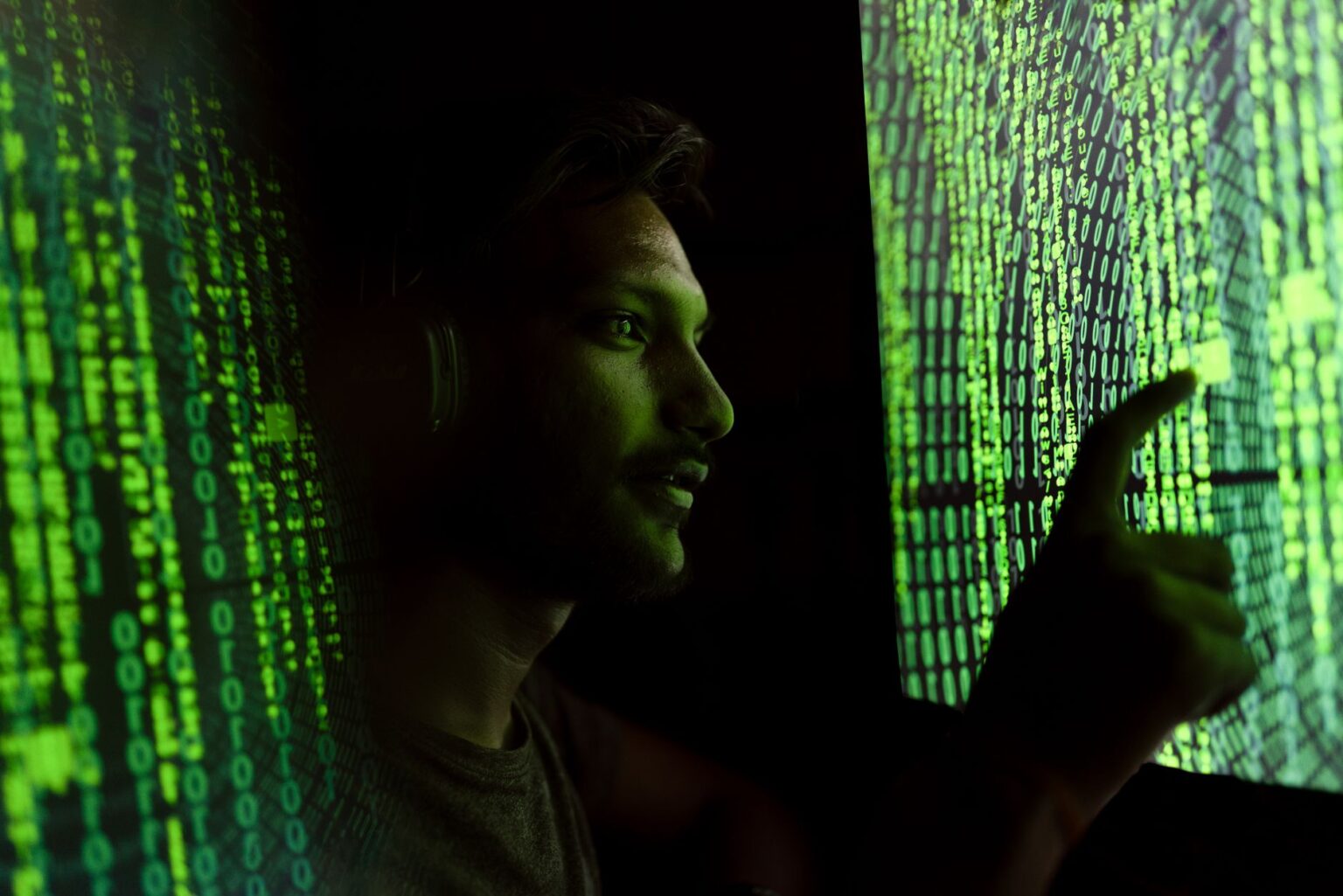 Sardine’s Fraud Detection Platform Is Squeezing Stripe Radar’s Dominance Digital cybersecurity concept representing fraud detection technology
